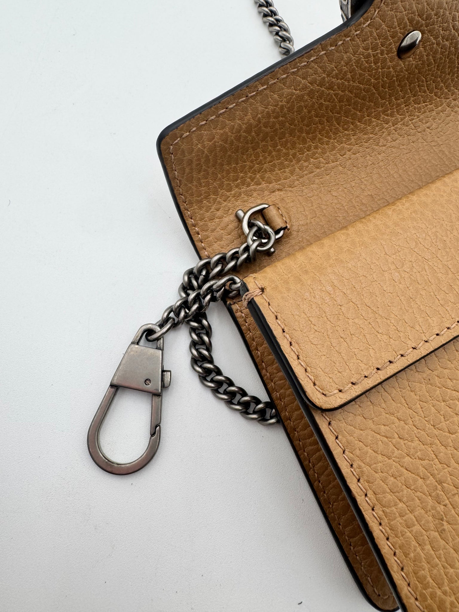 GUCCI Dionysus Super Mini Crossbody Bag