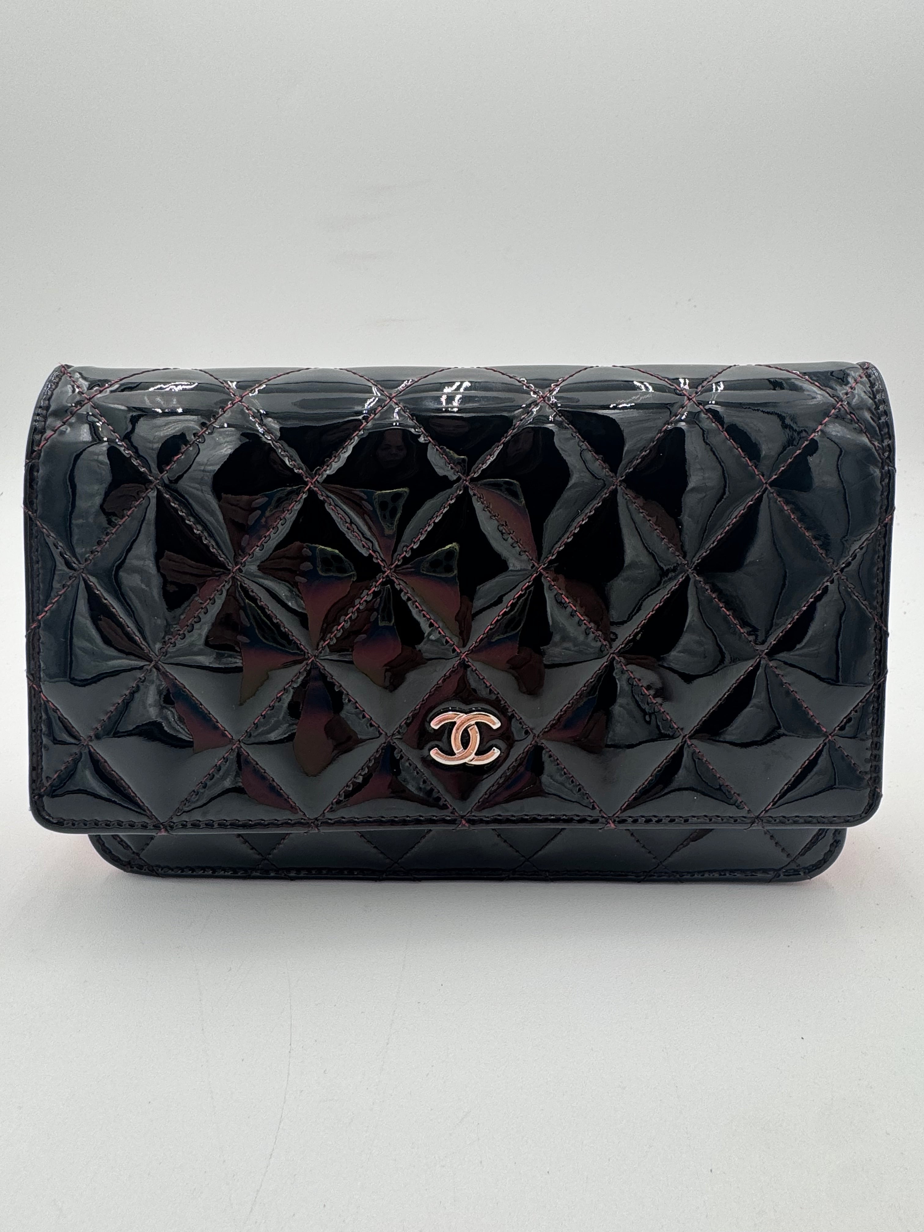 CHANEL Patent Leather Wallet on Chain Black