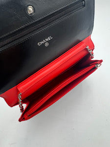 CHANEL Patent Leather Wallet on Chain Black