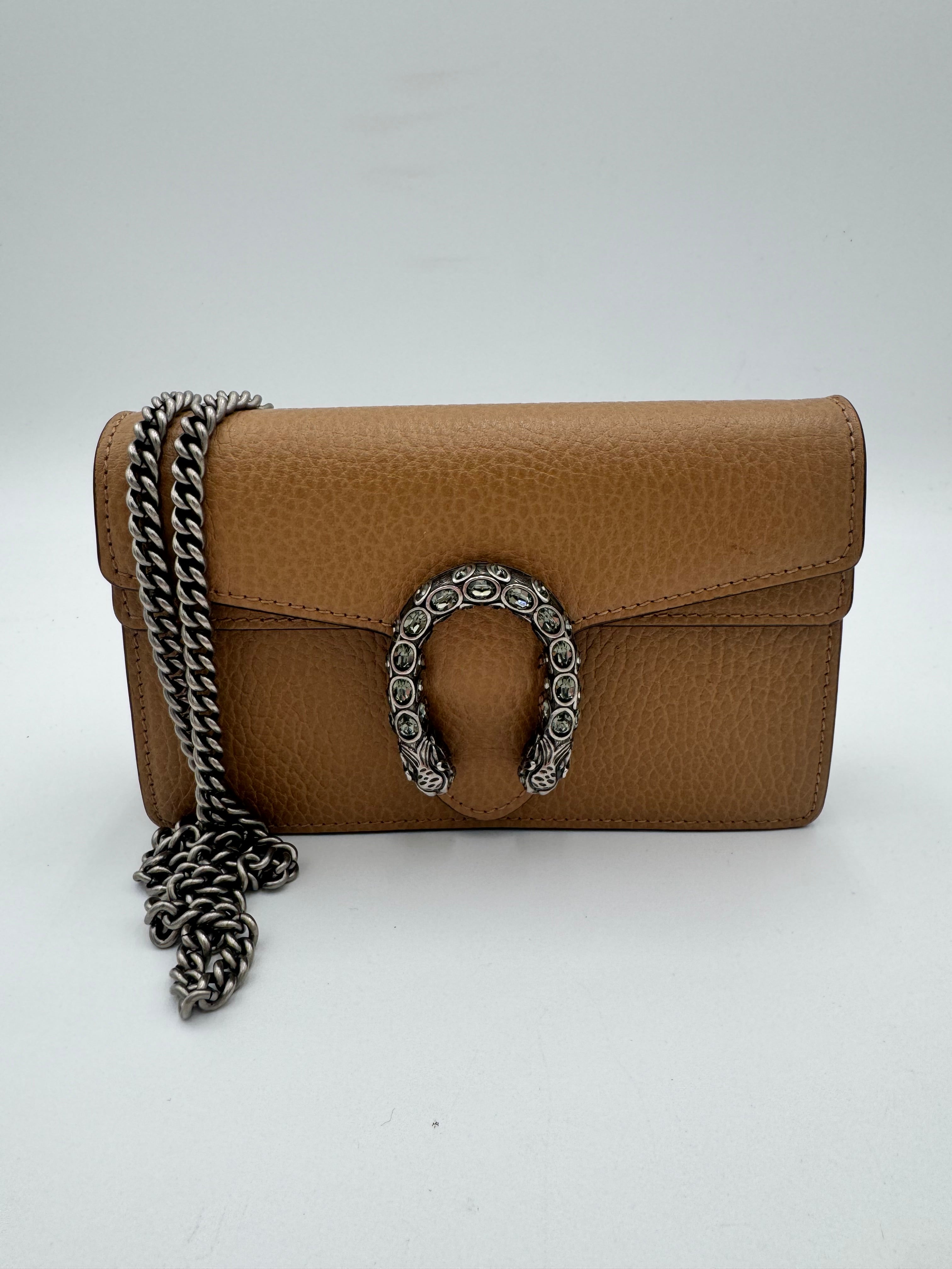 GUCCI Dionysus Super Mini Crossbody Bag