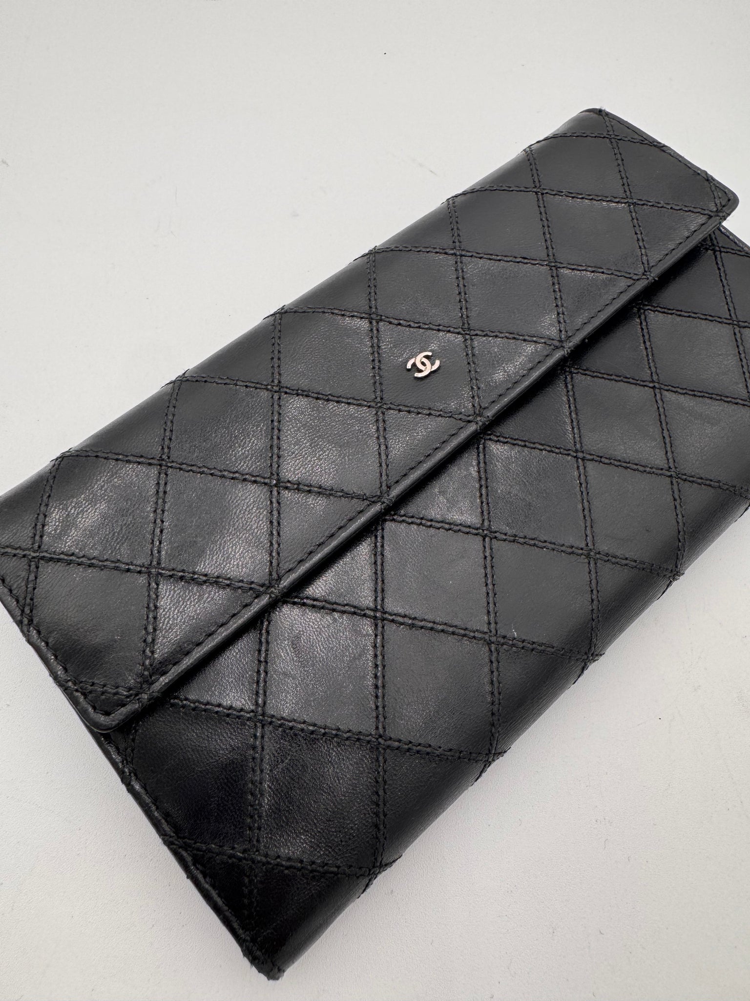 CHANEL Diamond Stitch Continental Wallet Black 2009-2010