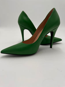 GUCCI Green Leather Pump size 37 (US 7)