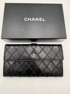 CHANEL Diamond Stitch Continental Wallet Black 2009-2010