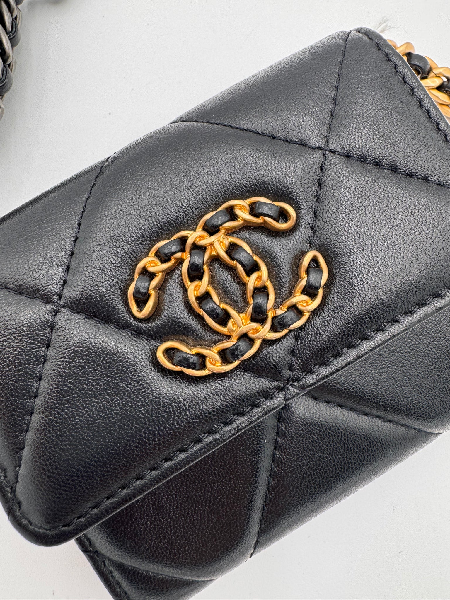 CHANEL Shiny Goatskin Quilted 19 Flap Wallet with Chain Black