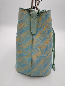 LOUIS VUITTON Empriente Monogram Stardust Neonoe BB Blue
