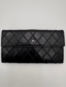 CHANEL Diamond Stitch Continental Wallet Black 2009-2010
