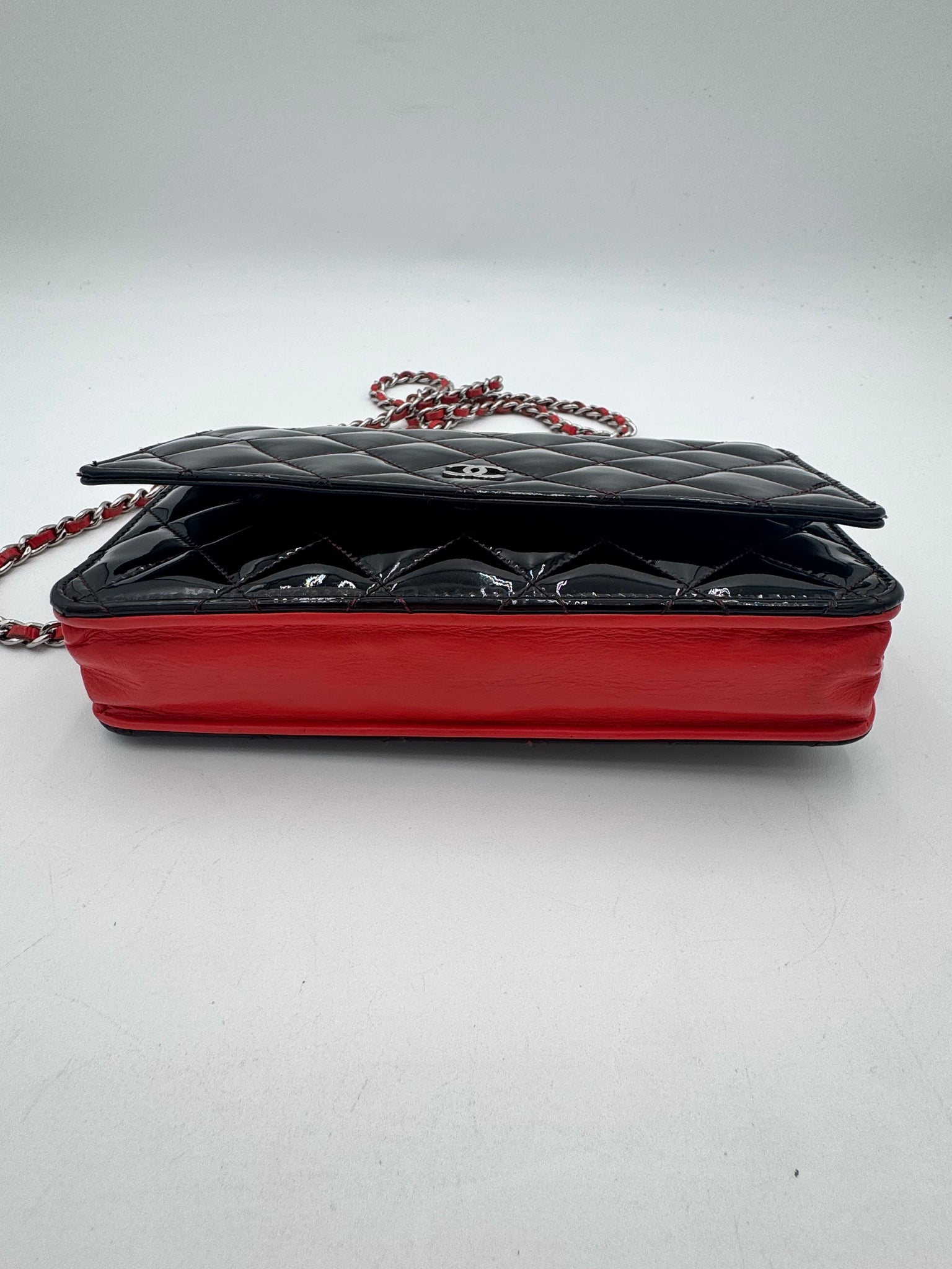 CHANEL Patent Leather Wallet on Chain Black