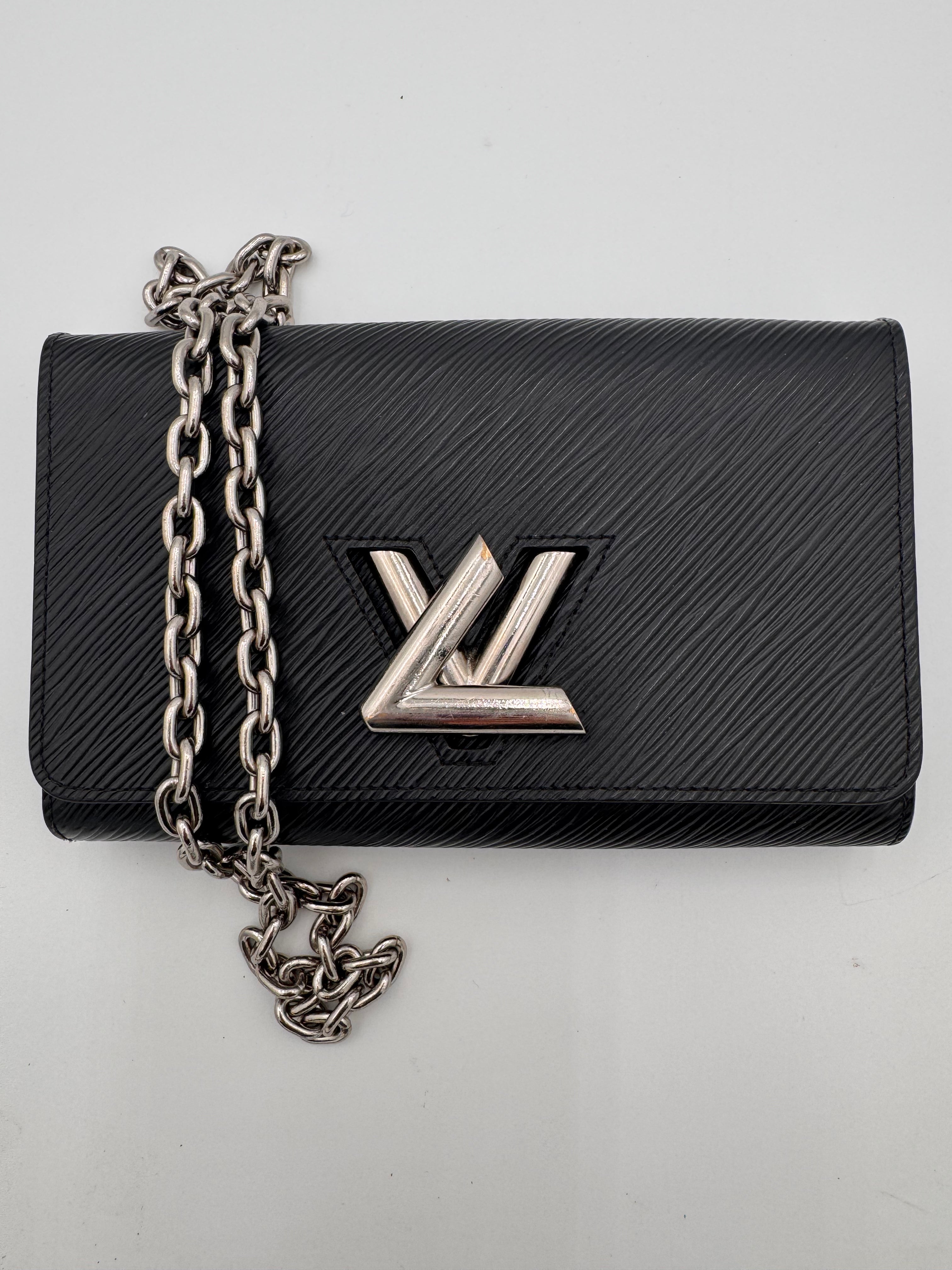 LOUIS VUITTON Epi Leather Twist wallet on Chain