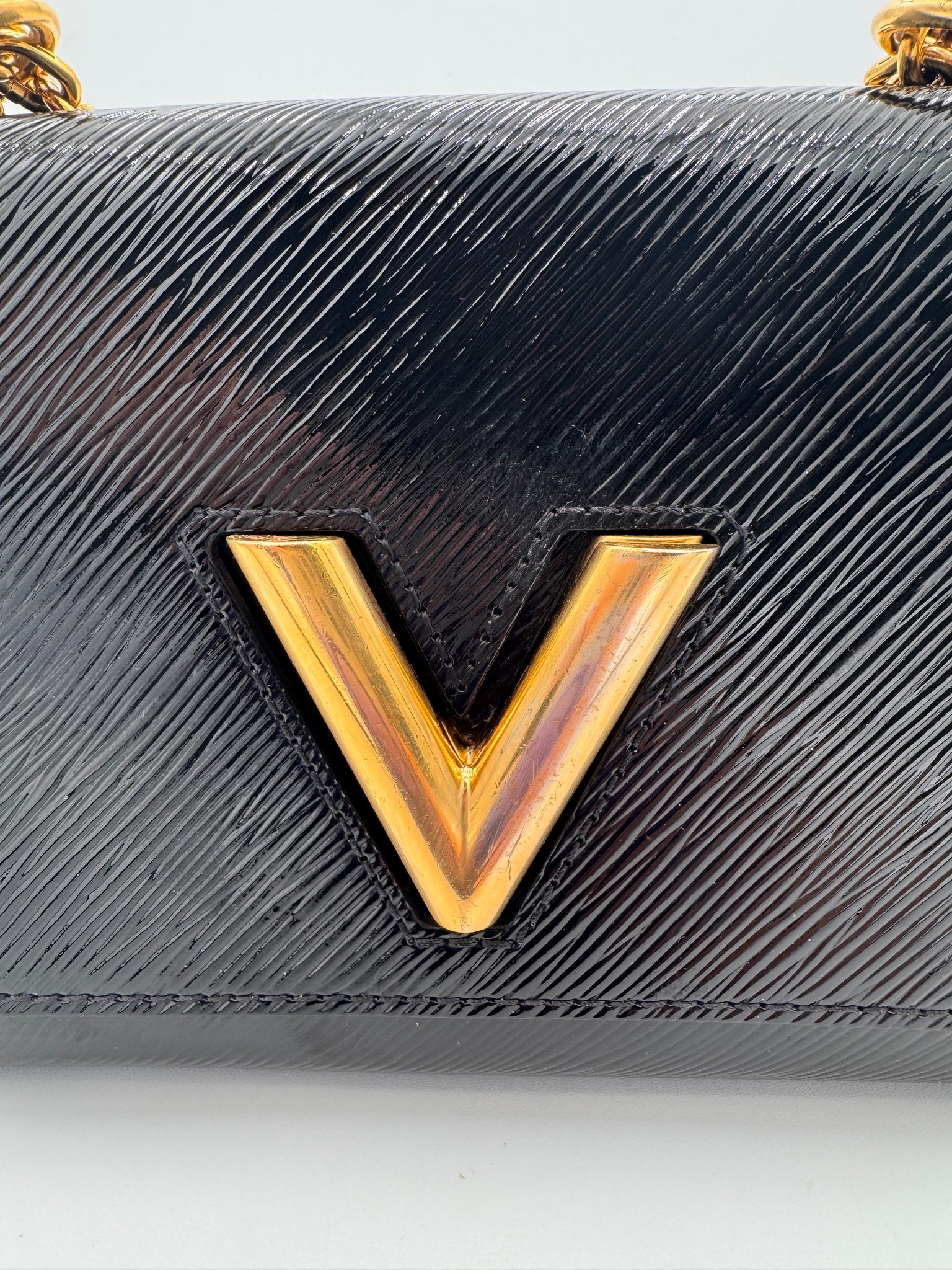LOUIS VUITTON Epi Leather Twist PM