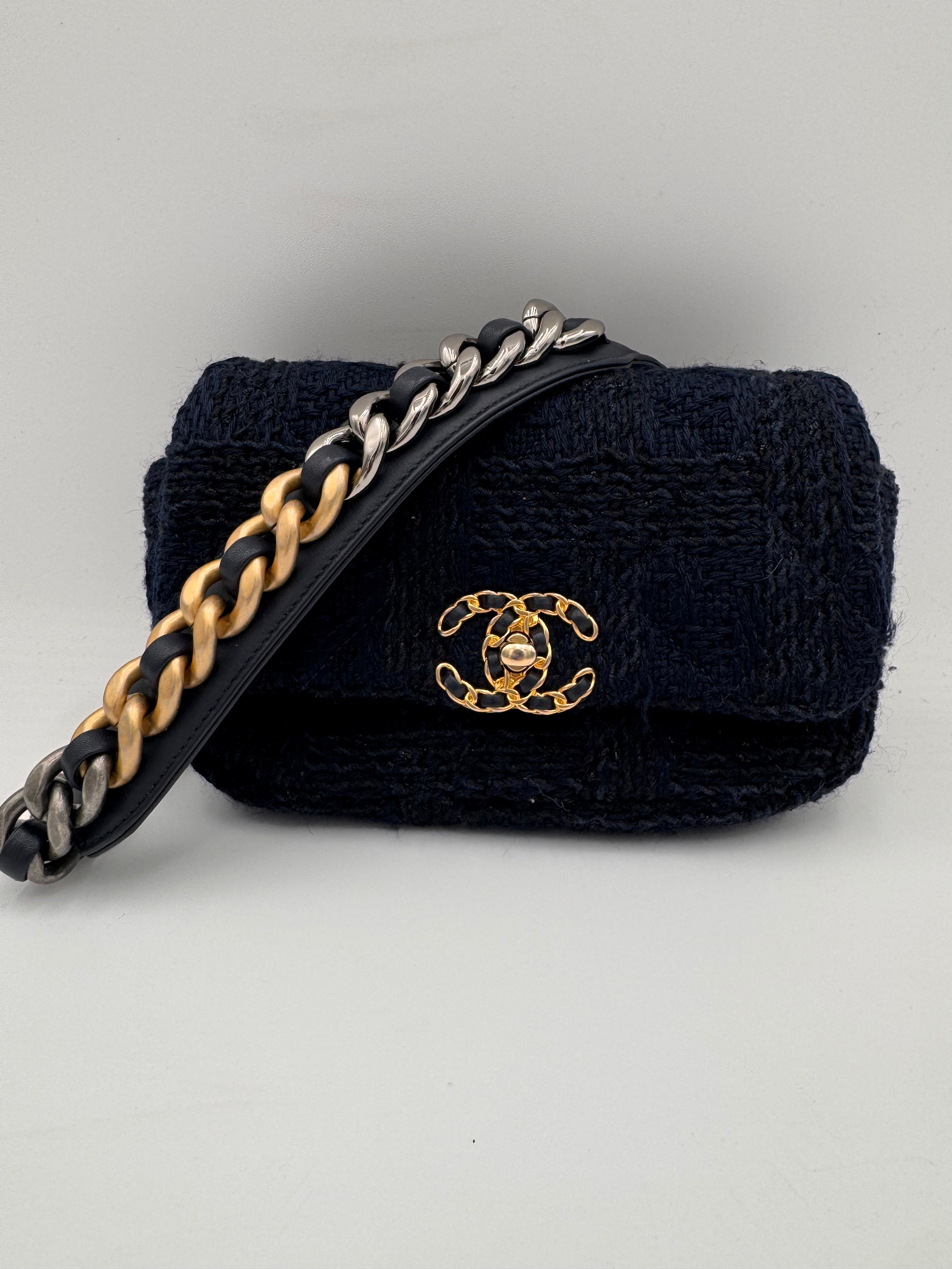 CHANEL 19 Tweed Belt Bag Dark Blue