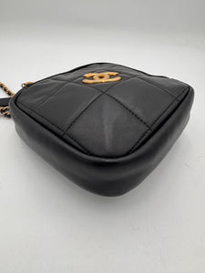 CHANEL Diamond Chain Crossbody Quilted Lambskin Bag Small