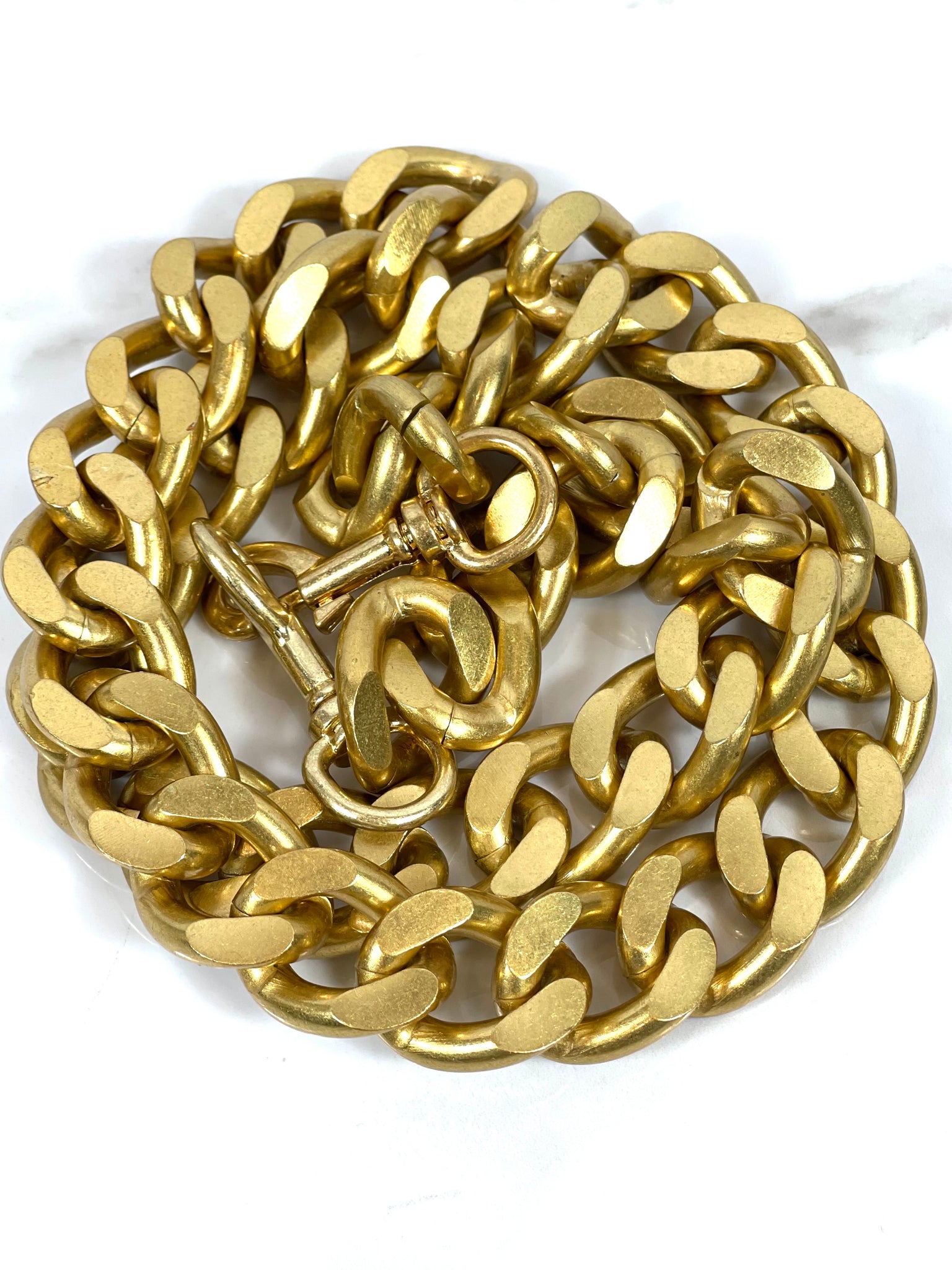 Mocha Chunky Chain Strap In Gold