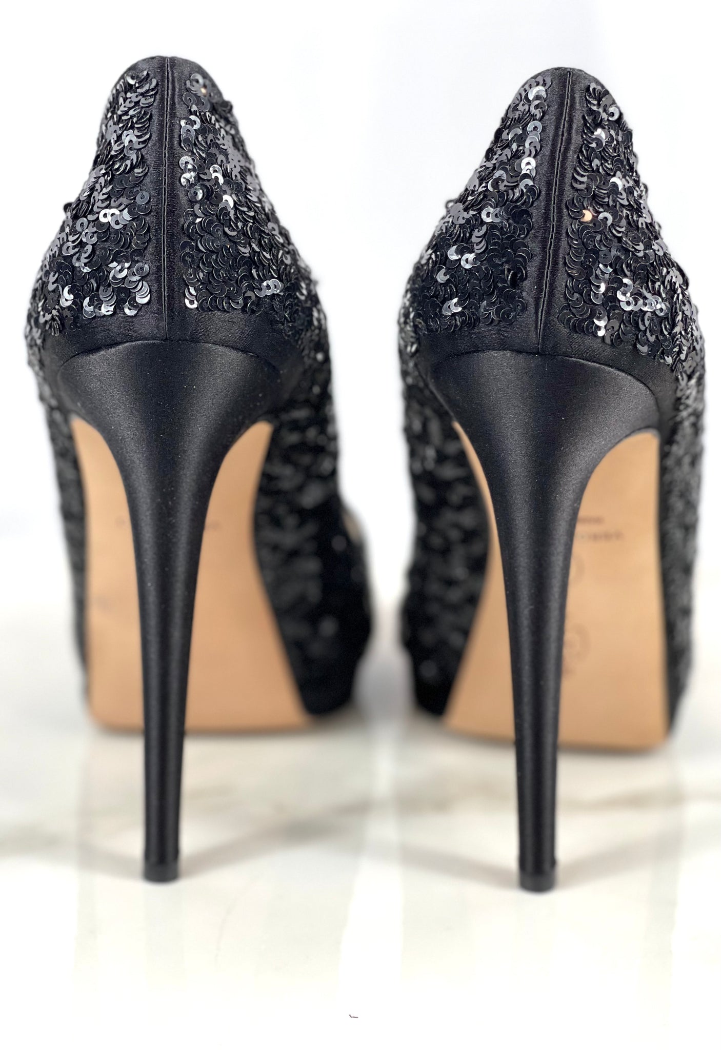 OSCAR DE LA RENTA Black | White Sequin Embellished Satin Pumps Size 40