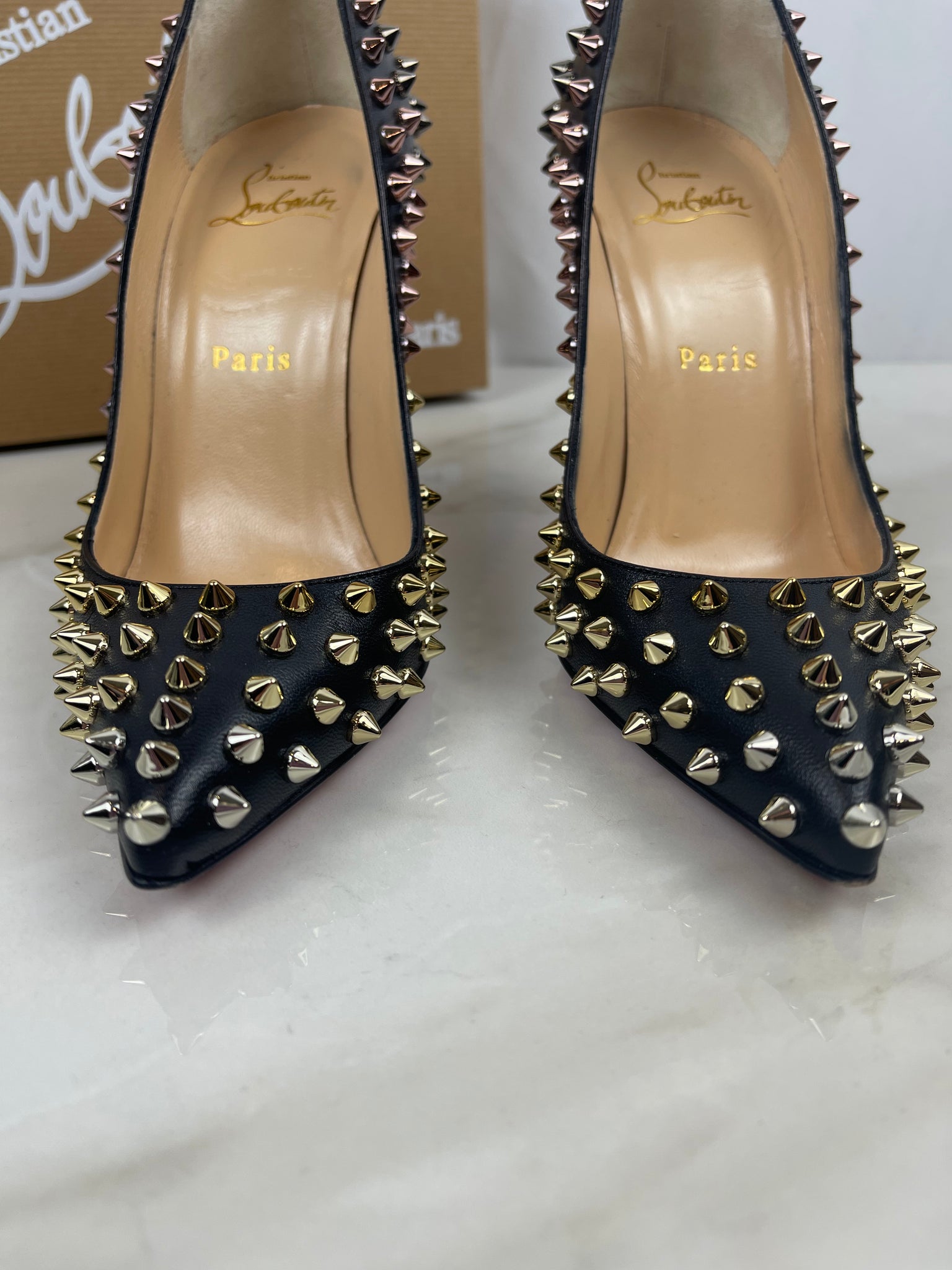 Follies 2025 spikes black