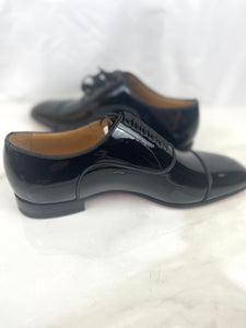 Christian Louboutin Greggo Men's Lace-Up Leather Dress Shoes  Leather dress  shoes, Mens black dress shoes, Lace dress shoes