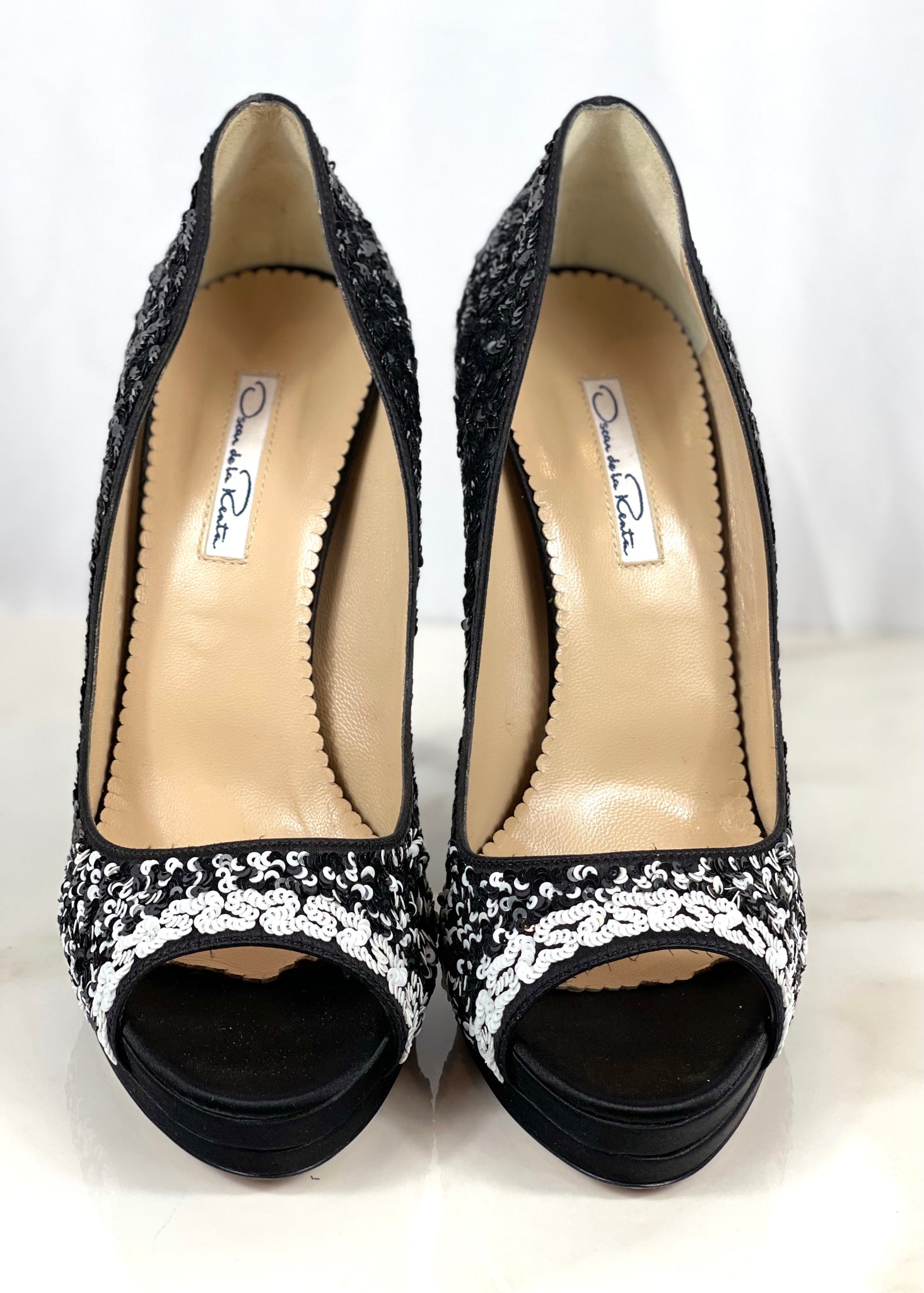 OSCAR DE LA RENTA Black | White Sequin Embellished Satin Pumps Size 40